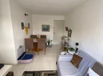 Apartamento de 2 quartos, Taboão da Serra · Apartamento com 2 dormitórios, uma vaga de garagem descoberta.