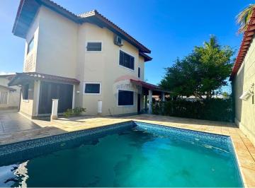 Casa · 325m² · 5 Quartos · 8 Vagas · Sobrado clássico,com piscina, próximo do mar
