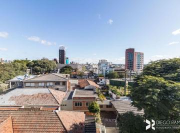 Apartamento · 76m² · 2 Quartos · 2 Vagas · Apartamento 02 Dormitórios com box duplo próximo a Sogipa