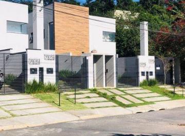 Casa · 110m² · 3 Quartos · 2 Vagas · LINDA CASA! No Jd. Maristela - com piscina e área gourmet completa.