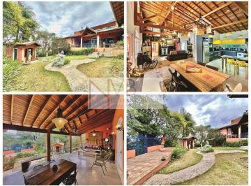 Casa · 354m² · 4 Quartos · 4 Vagas · Casa de Condomínio em Paisagem Renoir  -  Cotia
