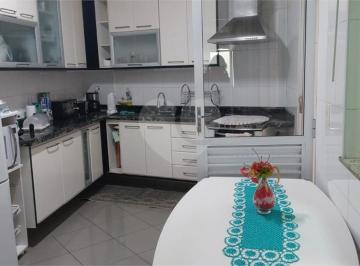 Casa de 3 quartos, São Paulo · Casa de Condominio Fechado no Jardim São Paulo