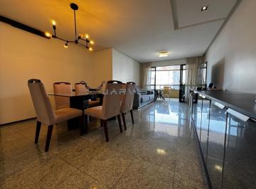 Apartamento · 137m² · 4 Quartos · 2 Vagas · Vendo apto beira mar de 137 m2 com 4 quartos - Ponta verde