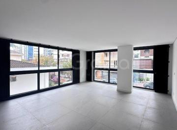 Apartamento · 151m² · 2 Quartos · 2 Vagas · Apartamento de 151m² com 2 suítes no Centro