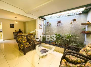 Casa de 3 quartos, Goiânia · CASA TERREA 245MT 3 QUARTOS SENDO 1 SUITE SETOR AEROPORTO