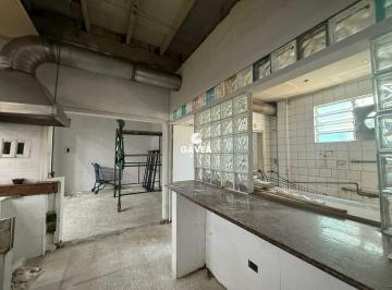 Comercial · 50m² · Loja para aluguel no Centro em São Vicente.