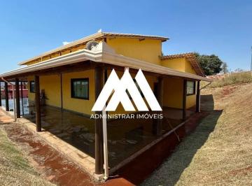 Rural · 1000m² · 3 Quartos · 1 Vaga · Alugo sitio com 3 quartos em Itatiaiuçu com excelente localização!