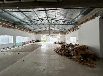 Comercial · 341m² · 15 Vagas · Excelente Ponto Comercial para Alugar no bairro do Boqueirão
