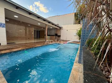 imagem-1 · moinho dos vento   Casa de Rua com 3 Quarto(s) por R$ 950000.00 no setor Moinho dos Ventos TA32410