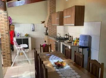 Casa · 165m² · 3 Quartos · 2 Vagas · Casa Residencial em Bairro possui 3 Dormitórios sendo 1 Tipo Apartamento - Jardim Astúrias