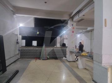 Comercial · 397m² · Loja versátil para locação em Santa Cecília