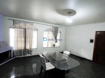 Casa · 133m² · 3 Quartos · 2 Vagas · Sobrado à venda com 3 dormitórios sendo 1 suíte e 2 vagas.