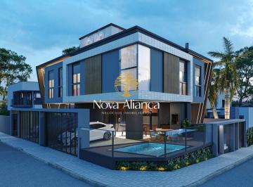 Casa · 82m² · 3 Quartos · 2 Vagas · Sobrado 3 suítes a 100 metros da praia de Zimbros à venda