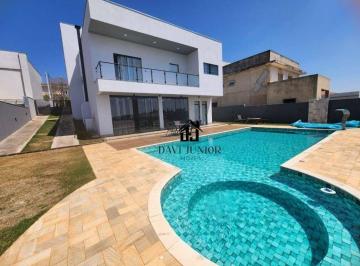 e4b6a2f72dff4a94ff13c9551eee003352d2bf8f · Casa com 3 suites sendo 1 master com closet  à venda, 404 m² por R$ 2.200.000 - Condomínio Village I