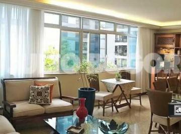 Apartamento · 155m² · 4 Quartos · 1 Vaga · Posto 6, alto, silencioso, indevassável, 155m² no IPTU, 04 Quartos com 02 suítes