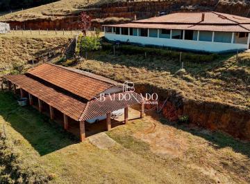 Rural · 33000m² · 6 Quartos · Sítio à Venda  33.000 m  em Toledo MG com escritura ok