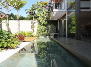 Casa · 380m² · 3 Quartos · 4 Vagas · Casa com 3 quartos à venda em Butantã - SP