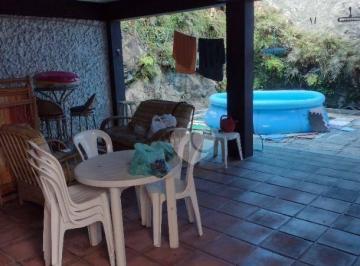 Casa com 3 quartos à venda, 292 m² por R$ 1.100.000 - Tijuca · Casa com 3 quartos à venda, 292 m² por R$ 1.050.000 - Tijuca