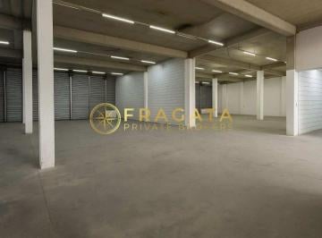 Comercial · 800m² · O galpao e empreendimento está localizado em uma das regiões mais procuradas por multinacionais e em