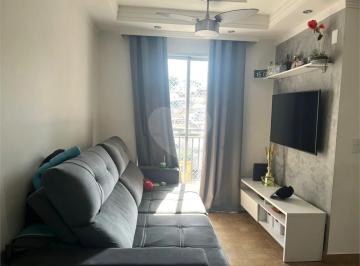 Apartamento , São Paulo · Apartamento com 2 quartos, sacada e lazer completo perto da Marginal