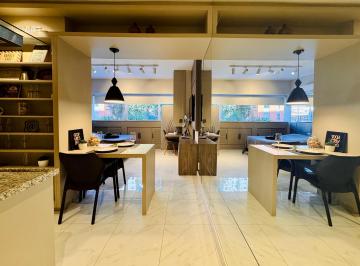 Apartamento de 1 quarto, Curitiba · Apart. centro cívico, lindamente decorado, ensolarado, 1 dorm. 33 m² privativos.