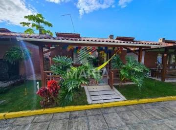 Casa de 2 quartos, Gravatá · Casa dentro de Condomínio com 02 quartos à venda em Gravatá/PE!
