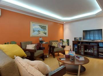 Casa de 3 quartos, Curitiba · Sobrado tríplex 3 quartos, 1 suíte, 5 vagas de garagem - Novo Mundo