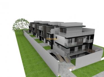 Casa de 3 quartos, Curitiba · Triplex com 3 quartos no Hugo Lange