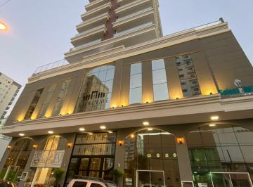 Apartamento de 3 quartos, Itapema · Apartamento de 3 suítes em 60 vezes para pagar ! Em Meia Praia