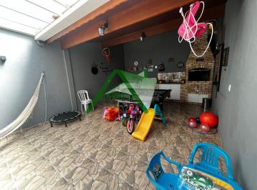 Casa de 3 quartos, São Caetano do Sul · Excelente sobrado de 3 dormitórios com sistema solar e ótima localização!