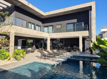 Casa · 513m² · 5 Quartos · 4 Vagas · Casa de 5 suítes de alto padrão para alugar no Amoraeville - Jurerê Internacional