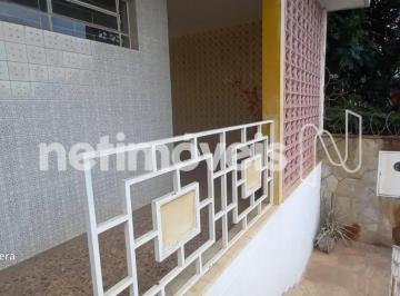 Casa · 394m² · 5 Quartos · 3 Vagas · Casa ampla com dois níveis e excelente distribuição de espaços