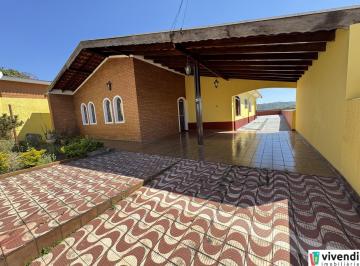 Casa · 182m² · 3 Quartos · 4 Vagas · CASA TÉRREA COM 3 QUARTOS NO JARDIM SANTA LÚCIA, CAMPO LIMPO PAULISTA!