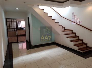 Casa · 176m² · 4 Quartos · 2 Vagas · Casa confortável no Parque Ipe, com 4 dormitórios.
