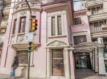 https:__pui.loft.com.br_listings_f6478c8b-b223-47bb-9644-5c6084d2303e_photos_a421b222?preset=desktop · Apartamento à venda em Bom Fim com 57 m², 1 quarto, 1 vaga