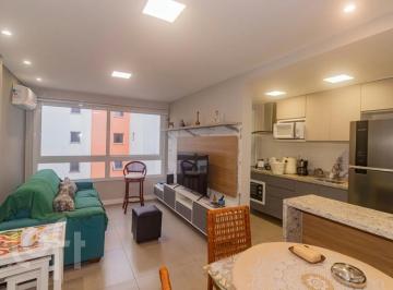 https:__pui.loft.com.br_listings_061497bc-13ad-443e-a2dc-a27596da3287_photos_8ed2de7b?preset=desktop · Apartamento à venda em Passo D'areia com 47 m², 1 quarto, 1 vaga