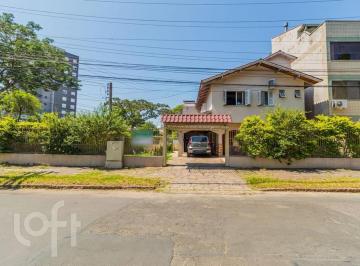 https:__pui.loft.com.br_listings_6afd3ec3-7866-46fd-b1c5-ee5d9a121453_photos_c34a99a3?preset=desktop · Casa à venda em Jardim Itu-Sabará com 253 m², 5 quartos, 1 suíte, 3 vagas