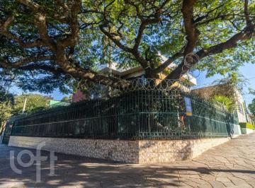 https:__pui.loft.com.br_listings_8ca5ada7-10ec-4634-b760-34265959d6ef_photos_d211b269?preset=desktop · Casa à venda em Nonoai com 340 m², 5 quartos, 1 suíte, 3 vagas
