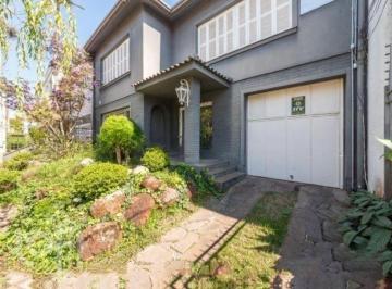 https:__pui.loft.com.br_listings_bc7a0aae-6152-4917-8e59-de5b76a9cde3_photos_6bf884ce?preset=desktop · Casa à venda em Menino Deus com 286 m², 3 quartos, 1 suíte, 3 vagas