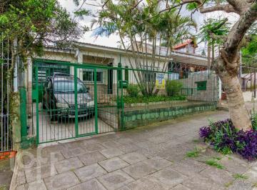 https:__pui.loft.com.br_listings_838cdcb7-d715-48f2-86d8-908e454492a0_photos_561baa52?preset=desktop · Casa à venda em Bom Jesus com 264 m², 3 quartos, 3 vagas