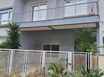 https:__pui.loft.com.br_listings_f23d7fac-8f78-4f82-bb7c-35eeacca471b_photos_73c82ed8?preset=desktop · Casa à venda em Hipica com 220 m², 4 quartos, 4 suítes, 3 vagas