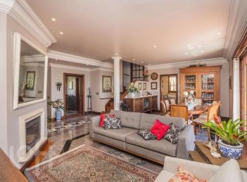 https:__pui.loft.com.br_listings_6a3bc753-4a23-47a2-a9d4-7d20bf687c67_photos_548b015c?preset=desktop · Casa à venda em Ipanema com 459 m², 5 quartos, 3 suítes, 4 vagas