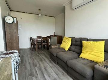 https:__pui.loft.com.br_listings_03a3a7e0-7d02-4ae0-b5c8-a34c7d89c2d9_photos_406793ca?preset=desktop · Apartamento à venda em Passo das Pedras com 62 m², 3 quartos, 1 suíte, 1 vaga