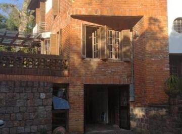 https:__pui.loft.com.br_listings_6d601262-0d4f-4583-b0fa-98bb5a3d2f4d_photos_a0cc8975?preset=desktop · Casa à venda em Teresópolis com 181 m², 2 quartos, 2 suítes, 10 vagas