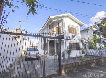 https:__pui.loft.com.br_listings_fe4edb05-3f85-40a4-9d75-6e88e9e99d9b_photos_7d708ab4?preset=desktop · Casa à venda em Vila Ipiranga com 147 m², 3 quartos, 5 vagas