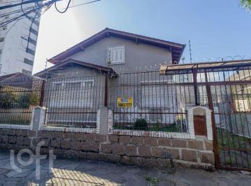 https:__pui.loft.com.br_listings_0f434f37-541f-4f53-83b5-e6a6972e5fa8_photos_2d49cd40?preset=desktop · Casa à venda em Menino Deus com 350 m², 4 quartos, 4 vagas