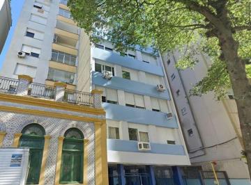https:__pui.loft.com.br_listings_6da72237-21e7-4255-8a46-6a6a0b808e3a_photos_764a50e9?preset=desktop · Apartamento à venda em Centro com 58 m², 2 quartos, 1 vaga