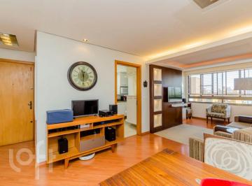 https:__pui.loft.com.br_listings_155492c6-14cb-4c95-8336-f51155392d91_photos_beb23b96?preset=desktop · Apartamento à venda em Centro com 88 m², 2 quartos, 1 suíte, 2 vagas