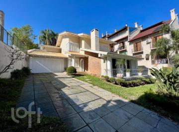 https:__pui.loft.com.br_listings_f736b8fd-9902-465a-91c4-52b7c624b426_photos_f8f741fc?preset=desktop · Casa à venda em Ipanema com 305 m², 3 quartos, 1 suíte, 4 vagas