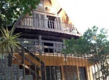 https:__pui.loft.com.br_listings_4ddad8a3-6ff4-4f6d-8e55-7a43096035d8_photos_91b191b0?preset=desktop · Casa à venda em Chácara das Pedras com 435 m², 3 quartos, 1 suíte, 6 vagas